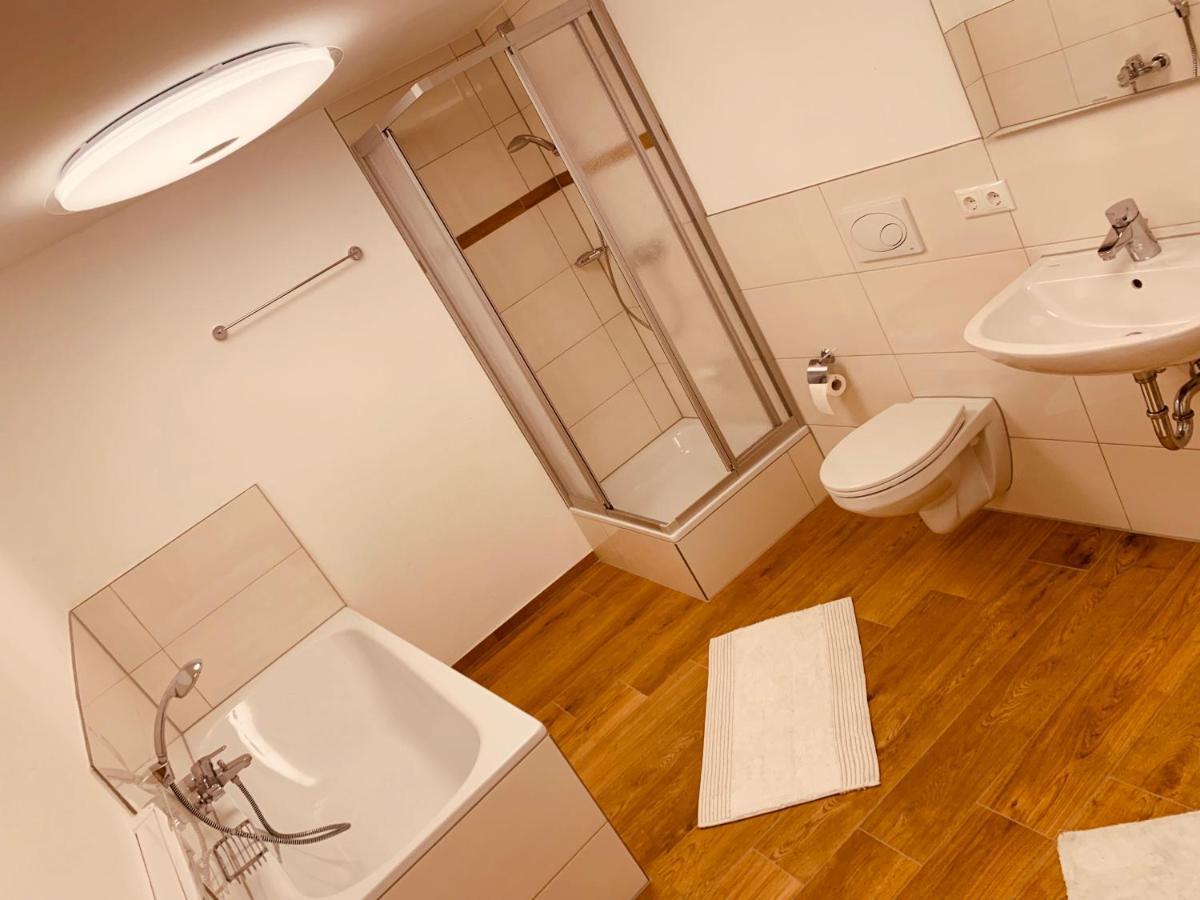 Felix Living 7, Modern & Cozy, Geilste Dachterrasse Der Stadt, 7 Schlafzimmer Passau Kültér fotó